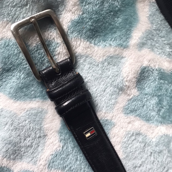 47” men’s Leather Tommy Hilfiger black leatherBelt - Picture 2 of 5